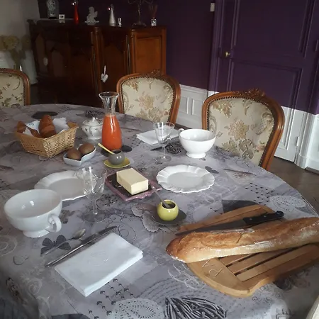 La Loge Des Fees Bed & Breakfast 3*