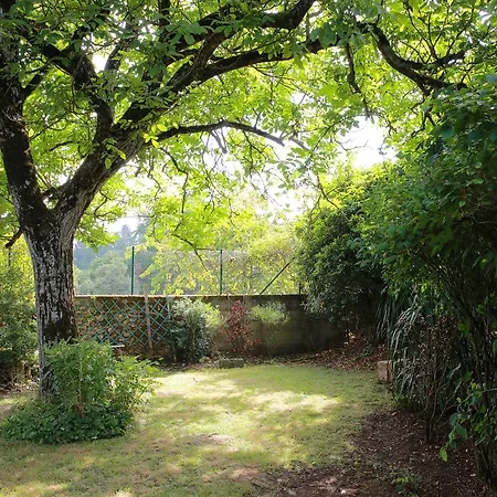 La Loge Des Fees Bed & Breakfast