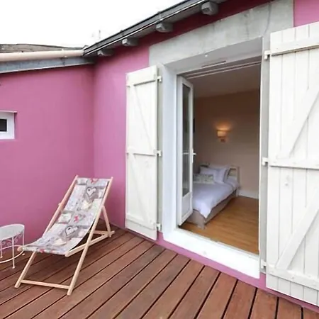 La Loge Des Fees Bed & Breakfast Latillé