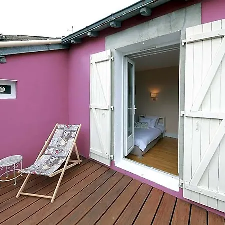 Bed & Breakfast La Loge Des Fees 3*