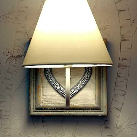 La Loge Des Fées Latillé