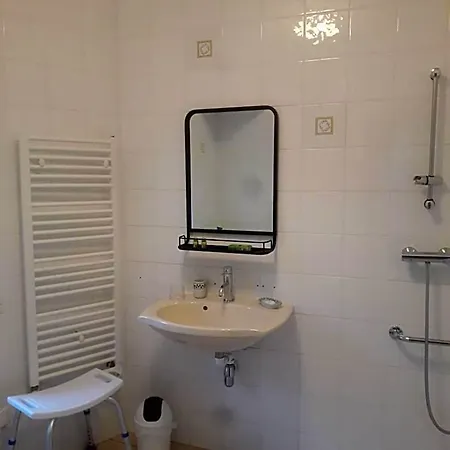 La Loge Des Fees Bed & Breakfast 3*