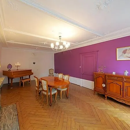 La Loge Des Fees