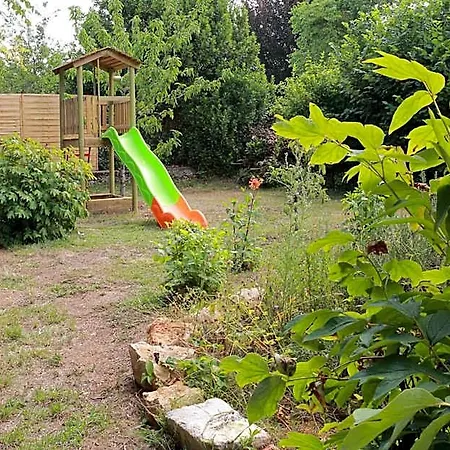 La Loge Des Fees Bed & Breakfast 3*