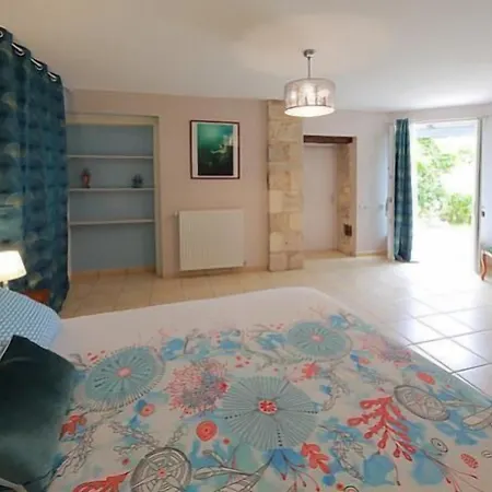 Bed & Breakfast La Loge Des Fees Latille