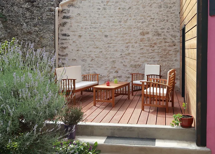 Bed and breakfast La Loge Des Fées Latillé