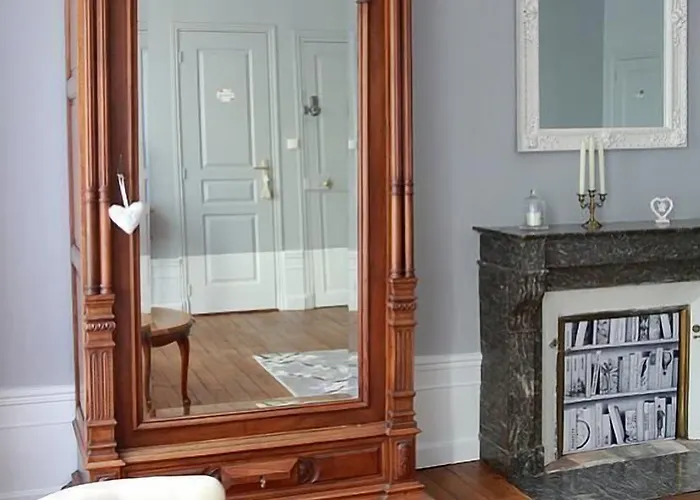 La Loge Des Fées Bed and breakfast 3*