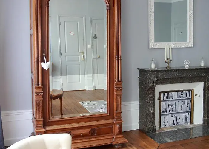 La Loge Des Fées Bed and breakfast 3*