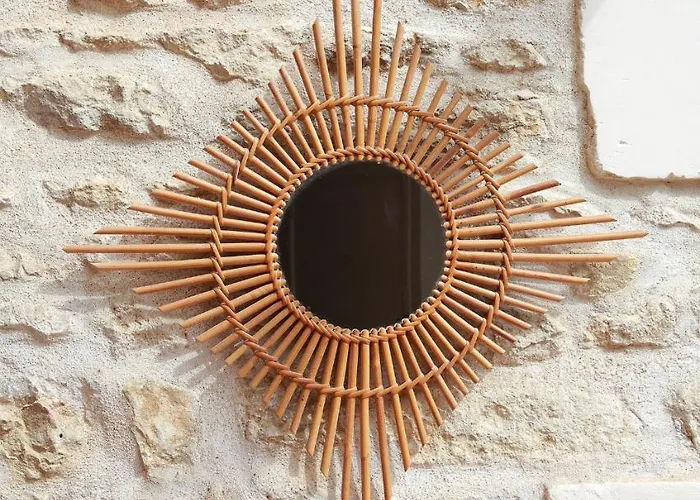 La Loge Des Fées Bed and breakfast 3*